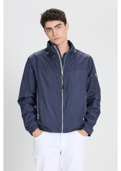 Standart Fit Normal Kesim Dik Yaka Mont modelleri