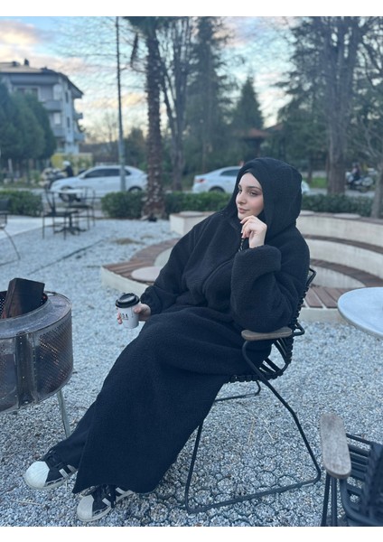 Siyah Uzun Yumuşak Polar Hırka