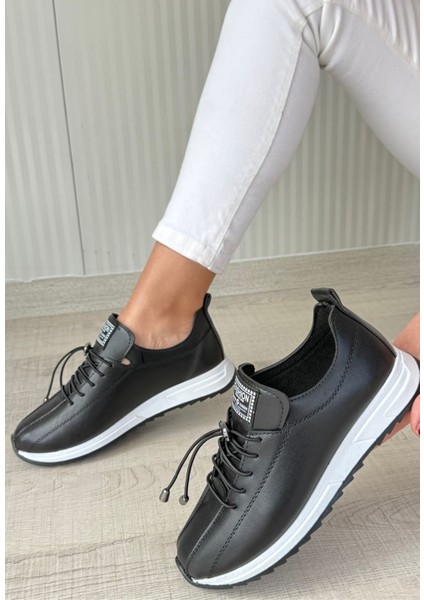 Siyah Suni Deri Bağcıklı Kadın Sneaker Ayakkabı