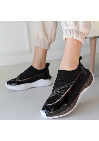 Siyah Rugan Streç Detaylı Kadın Sneaker Ayakkabı fırsatları
