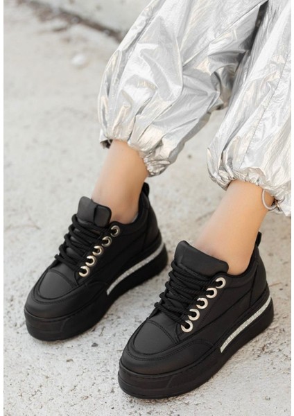 Siyah Suni Deri Bağcıklı Kadın Sneaker Ayakkabı