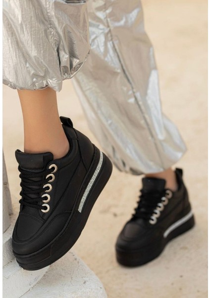 Siyah Suni Deri Bağcıklı Kadın Sneaker Ayakkabı modelleri