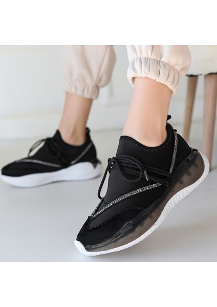Siyah Rugan Bağcıklı Kadın Sneaker Ayakkabı fırsatları