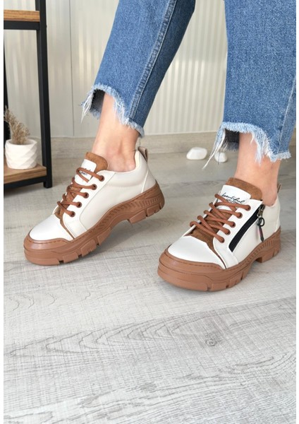 Bej Suni Deri Taba Tabanlı Bağcıklı Kadın Sneaker Ayakkabı