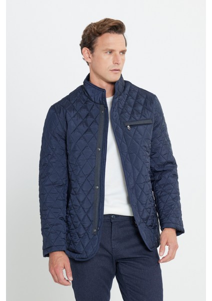 Standart Fit Erkek Overcoat Uzun Kol Dik Yaka Desenli Midi Kesim