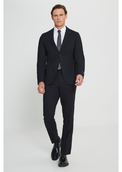 Slim Fit Dar Kesim Mono Yaka Yünlü Takım Elbise