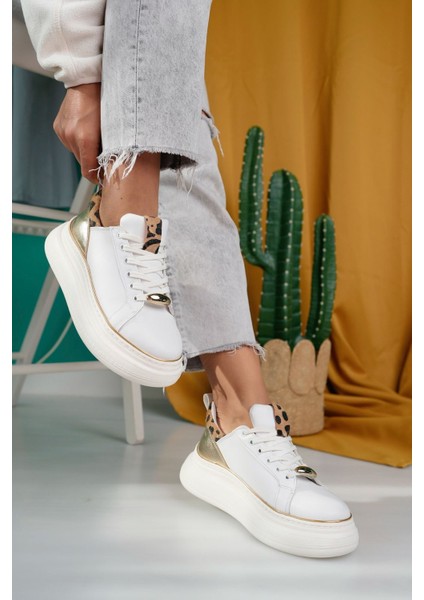 Beyaz Suni Deri Bağcıklı Kadın Sneaker Ayakkabı
