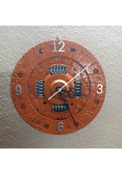 Araba Parçasından Yapılan Duvar ve Masa Saati fırsatları