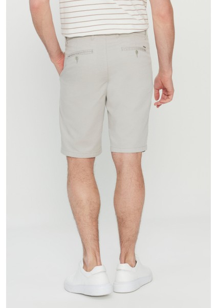 Slim Fit Dar Kesim Yan Cepli Gofre Desenli Şort indirimleri