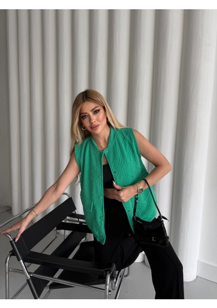 Buketli Kadın Kapitone Çıt Çıtlı Yelekli Kontras Renk Pantolonlu Alt - Üst Ikili Takım