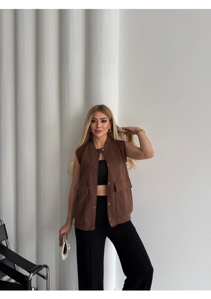 Buketli Kadın Kapitone Çıt Çıtlı Yelekli Kontras Renk Pantolonlu Alt - Üst Ikili Takım modelleri