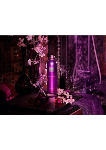 The Ritual Of Yozakura Köpüklü Duş Jeli 200 ml Black Rice & Yoshino Cherry