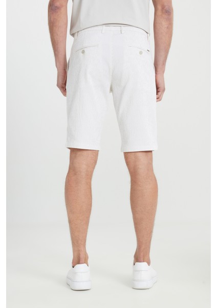 Slim Fit Dar Kesim Yan Cepli Gofre Desenli Şort indirimleri