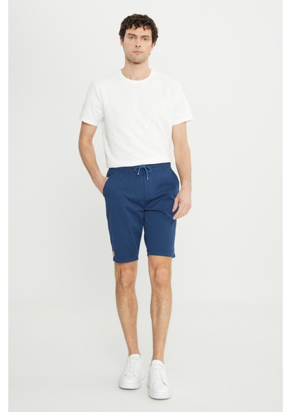 Slim Fit Dar Kesim Pamuklu Yan Cepli Şort fiyatları