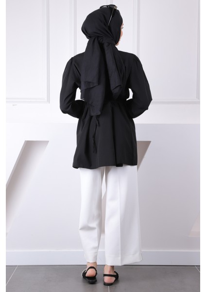 Siyah Kuşaklı Düğmeli Gömlek fırsatları