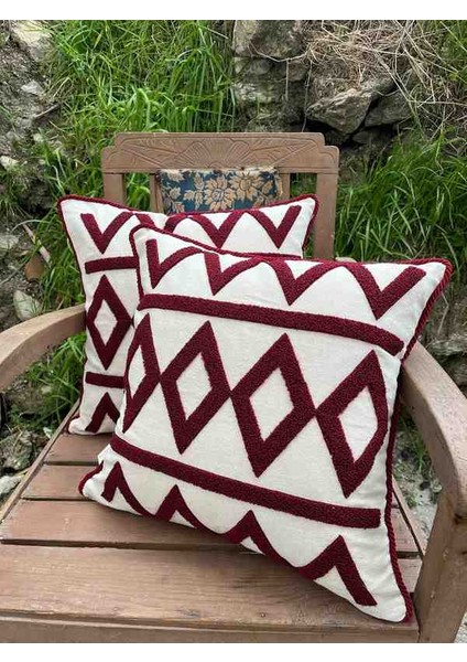 Punch Panç Işlemeli Kırlent Kılıfı 43 x 43 cm 1 Adet