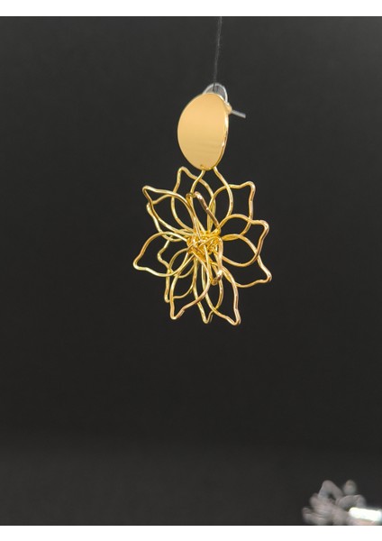 Tasarım Çelik Çiçek Küpe