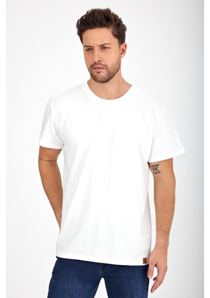 Erkek Yapay Zeka Tasarım Sırt Aplike Özel Baskılı %100 Pamuklu Penye Regular Fit T-Shirt (Kızkulesi) indirimleri