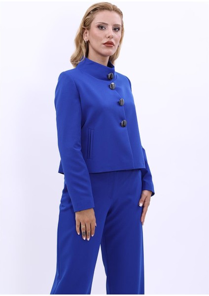 Oval Dik Yaka Kısa Ceket-Saks modelleri