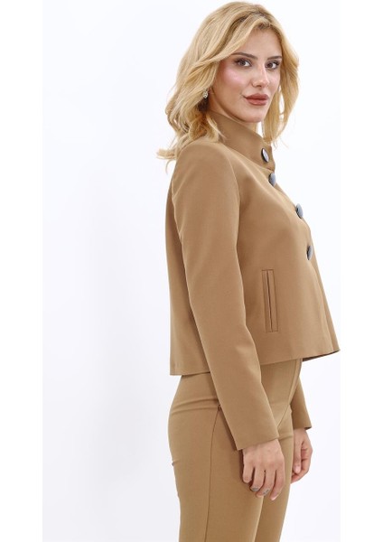 Oval Dik Yaka Kısa Ceket-Camel indirimleri