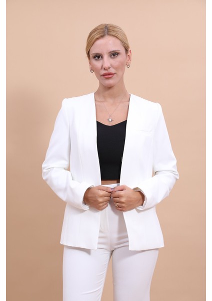 V Yaka Boydan Kuplu Kılasik Ceket-Beyaz indirimleri