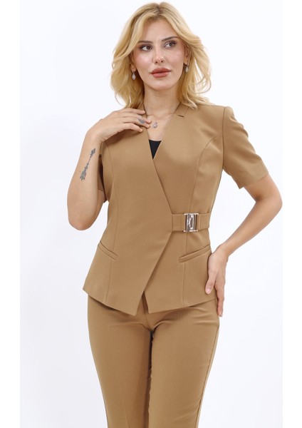 Hakim Yaka Yandan Tokalı Çapraz Ceket-Camel