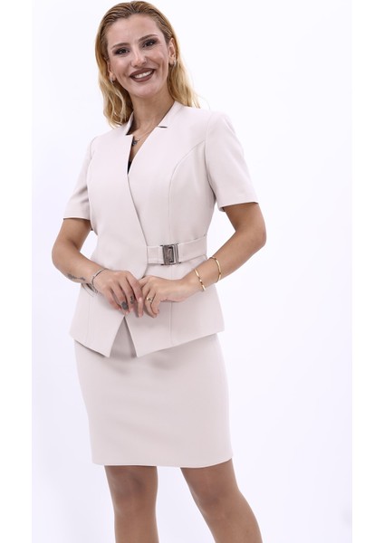 Hakim Yaka Yandan Tokalı Çapraz Ceket-Bej indirimleri