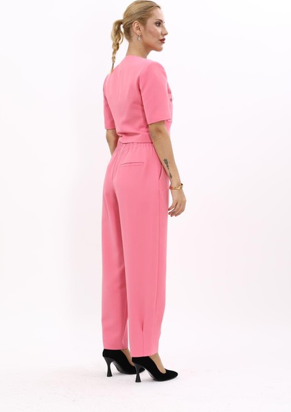 V Yaka Kısa Ceket & Paçası Pileli Pantolon-Pembe modelleri
