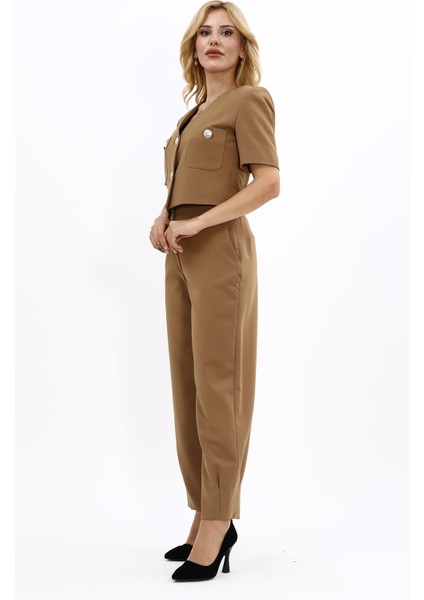 V Yaka Kısa Ceket & Paçası Pileli Pantolon-Camel fiyatları