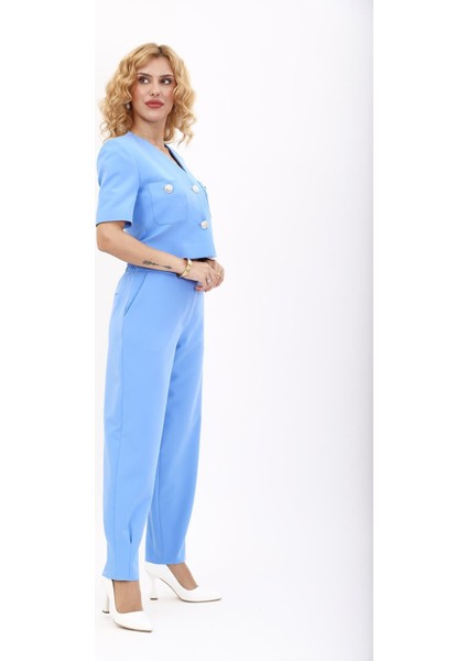 V Yaka Kısa Ceket & Paçası Pileli Pantolon-Gökyüzü fırsatları