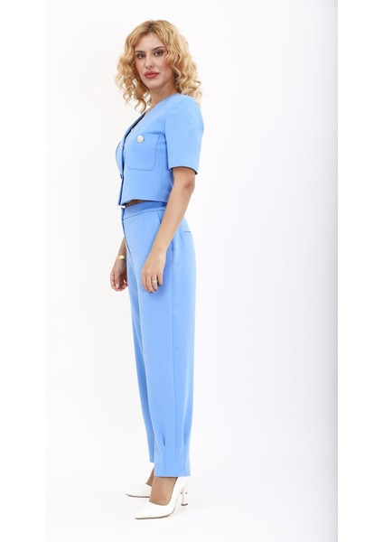 V Yaka Kısa Ceket & Paçası Pileli Pantolon-Gökyüzü indirimleri