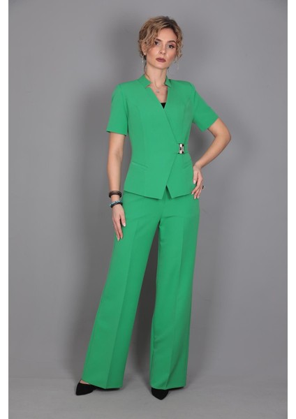 Tokalı Kısa Kollu Ceket & Yüksek Bel Bol Paça Pantolon Takım-Yeşil