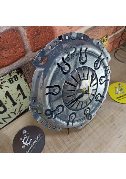 Enteresan El Yapımı Duvar ve Masa Saati indirimleri