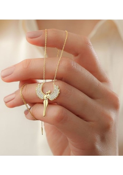 925 Ayar Gold Gümüş Sarılan Melek Kolye