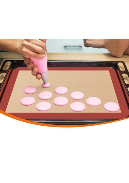 30X40 cm Silikon Fırın Pişirme Silpatı Kendinden Yağlı Yapışmaz Hamur Açma Matı Yanmaz Tepsi Kağıdı