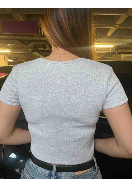 Kare Yaka Fitilli %100 Pamuk Kısa Kollu Crop T-Shirt indirimleri
