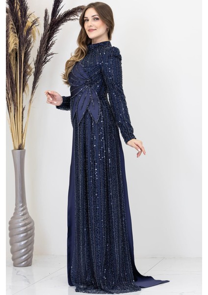 Bergüzar Tesettür Abiye Lacivert modelleri
