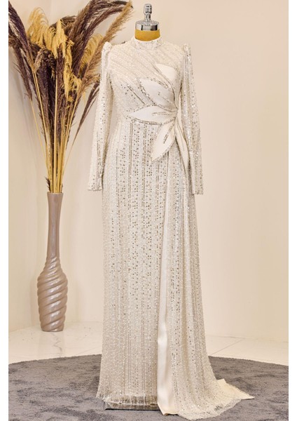 Bergüzar Tesettür Abiye Krem