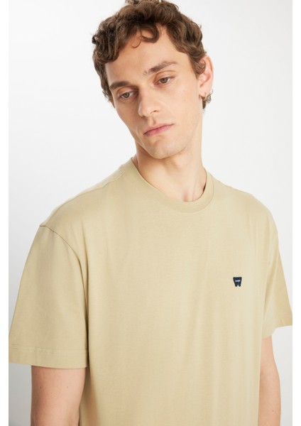 %100 Pamuk Relaxed Fit Geniş Kesim Minimal Logo Yeşil Tişört fırsatları