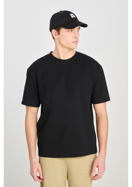 Relaxed Fit Geniş Kesim Bisiklet Yaka Pamuklu Siyah Tişört fiyatları