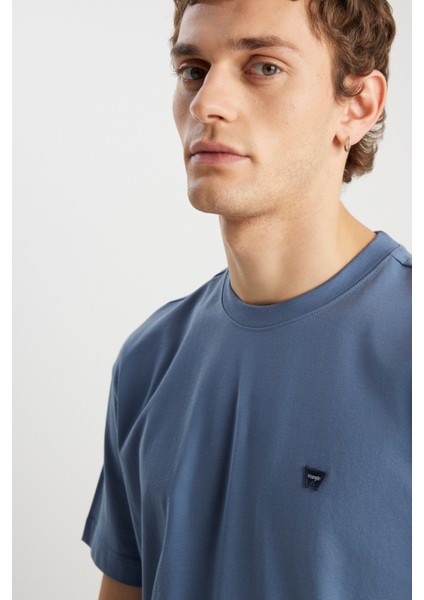 %100 Pamuk Relaxed Fit Geniş Kesim Bisiklet Yaka Minimal Logo Açık Mavi Tişört fırsatları