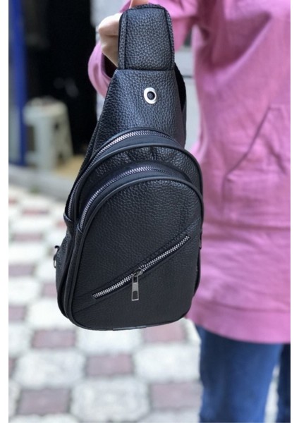 Siyah Deri Görünümlü Unisex Yandan Çapraz Sırt Göğüs Bel Çantası, Kulaklık USB Cep Telefonu Bölmeli