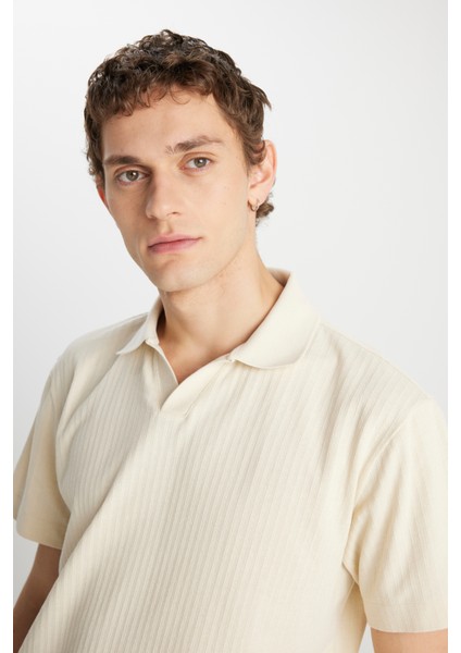 Relaxed Fit Geniş Kesim Açık Sarı Polo Yaka Tişört fırsatları