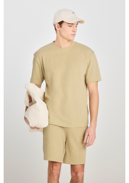 Relaxed Fit Geniş Kesim Bisiklet Yaka Pamuklu Açık Yeşil Tişört fiyatları