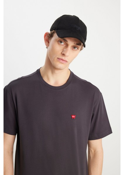 %100 Pamuk Relaxed Fit Geniş Kesim Bisiklet Yaka Minimal Logo Antrasit Tişört fırsatları