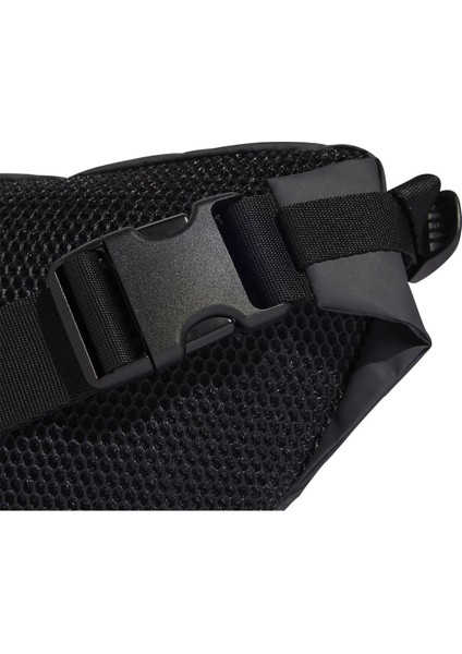 Şık ve dayanıklı bel çantası, siyah ve karbon renk seçenekleriyle tarzınıza şıklık katar fırsatları