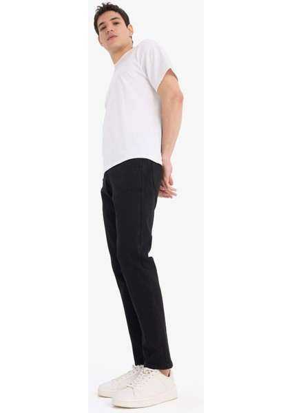 Pedro Slim Fit Dar Kalıp Normal Bel Dar Paça Siyah Jean Pantolon E1928AX25SP modelleri