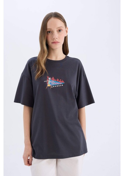 Coool Rick and Morty Oversize Geniş Kalıp Bisiklet Yaka Sırt Baskılı Kısa Kollu Tişört D9127AX25SM modelleri