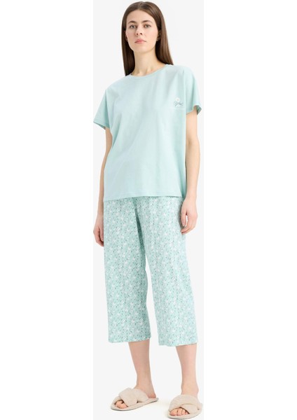 Pijama Takımı Kısa Kollu Üst Esnek Belli Kapri Altı-Fall in Love E0263AX25SP