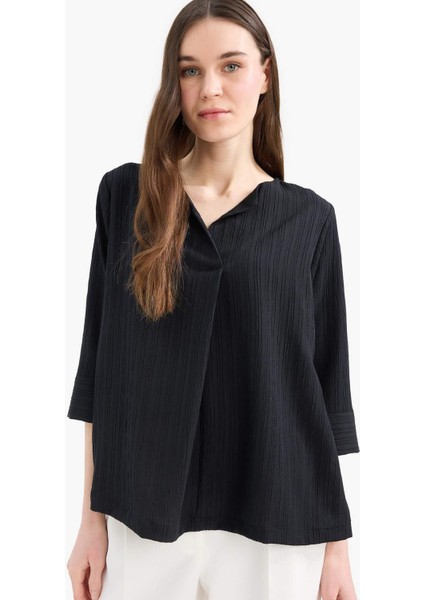 Regular Fit Kaçık Yaka Basic Düz Yarım Kollu Bluz